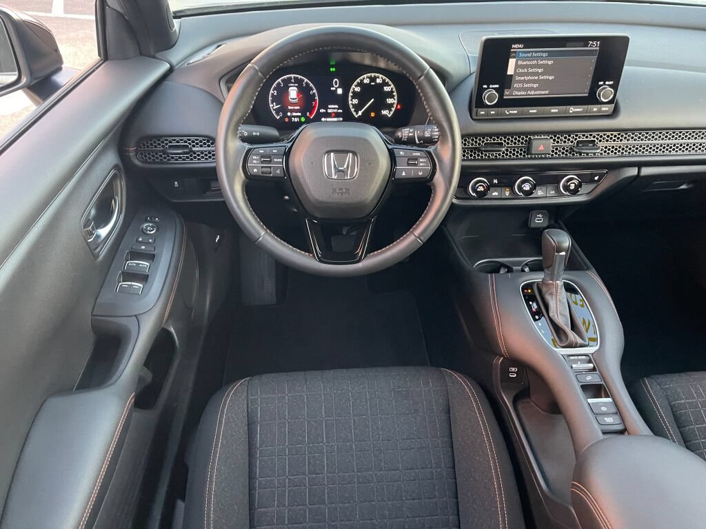 Certified 2024 Honda HR-V Sport image 2