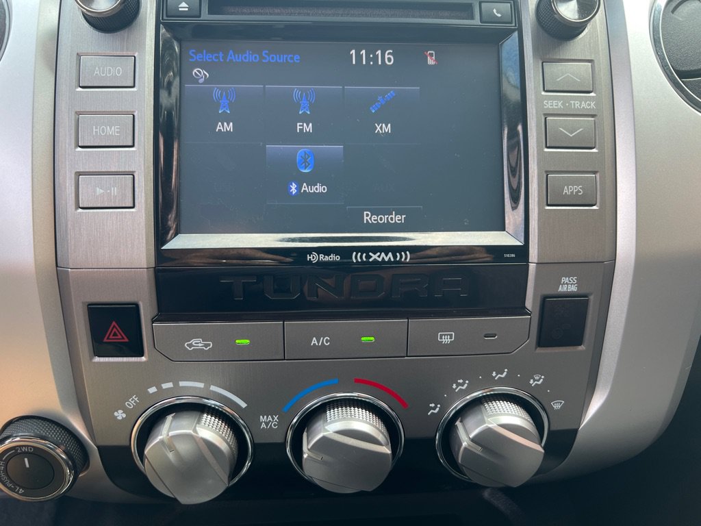 Used 2018 Toyota Tundra SR5 w/ SR5 Upgrade Package AWD/4WD image 19