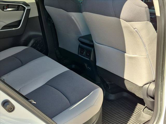 Used 2023 Toyota RAV4 XLE AWD/4WD image 19