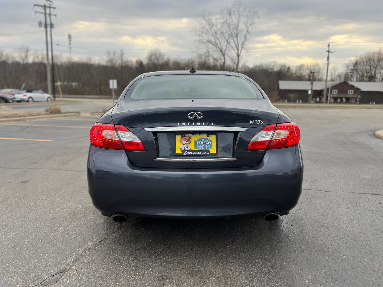 Used 2011 INFINITI M37 x w/ Premium Pkg AWD/4WD image 6