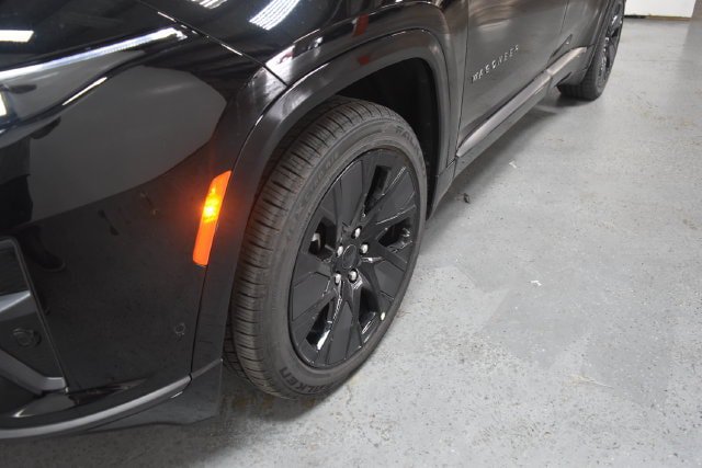 New 2025 Jeep Wagoneer S Launch Edition AWD/4WD image 9