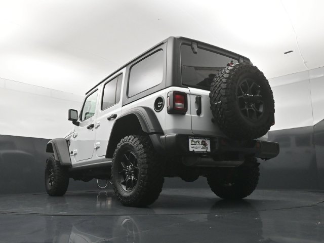 Used 2024 Jeep Wrangler Unlimited Sport AWD/4WD image 22