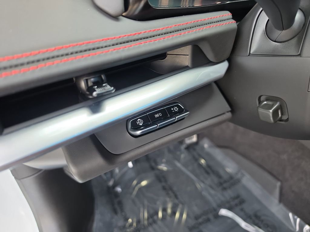 Certified 2024 Chevrolet Corvette Stingray Premium Cpe w/ Z51 Performance Package image 21