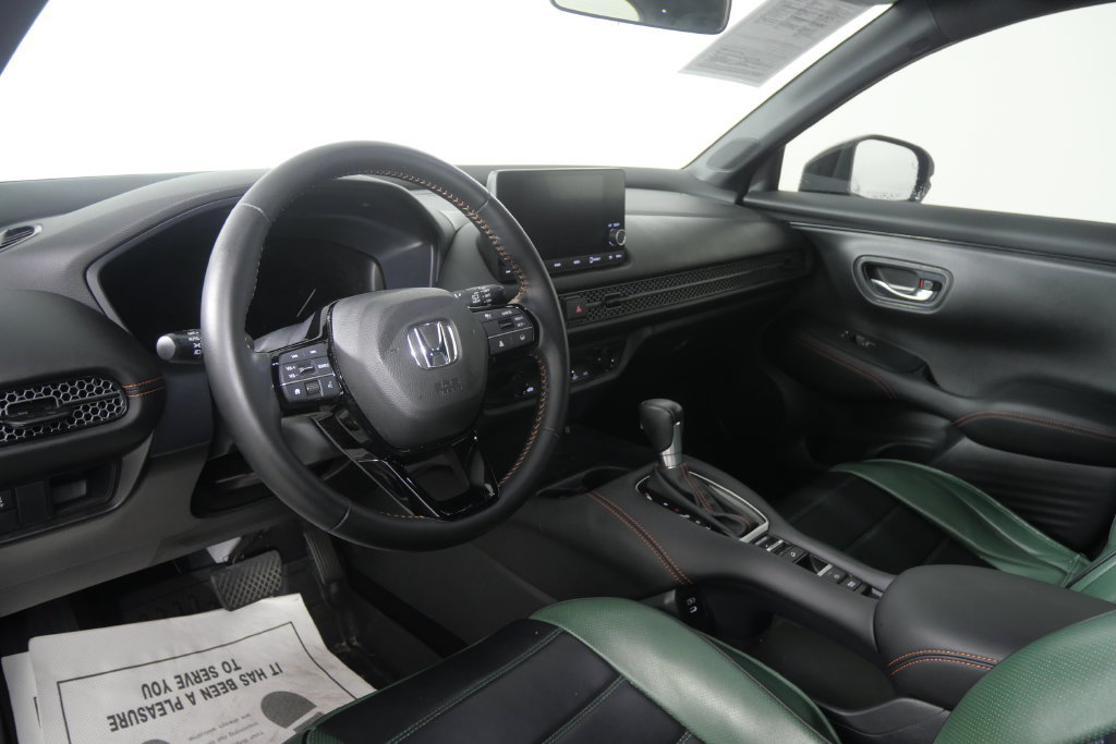 Used 2025 Honda HR-V Sport image 12