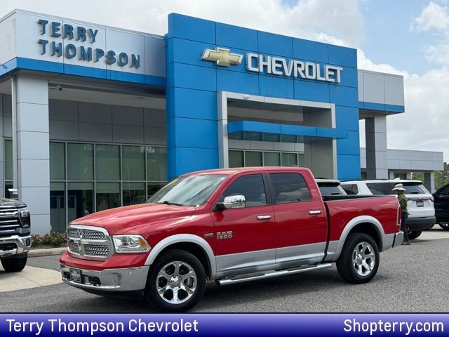 Used 2018 RAM 1500 Laramie w/ Convenience Group AWD/4WD image 1