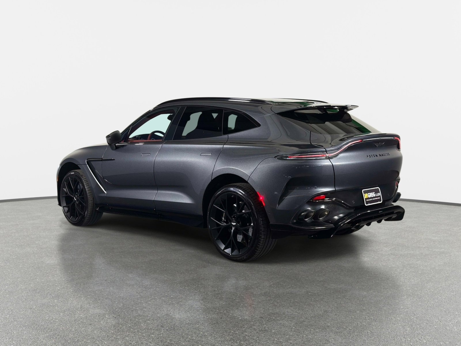 Used 2025 Aston Martin DBX 707 AWD/4WD image 5