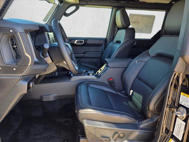 New 2026 Ford Bronco Badlands image 4