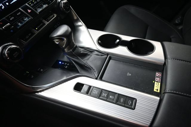 Used 2023 Lexus LX 600 F Sport w/ Accessory Package (Z1) AWD/4WD image 9