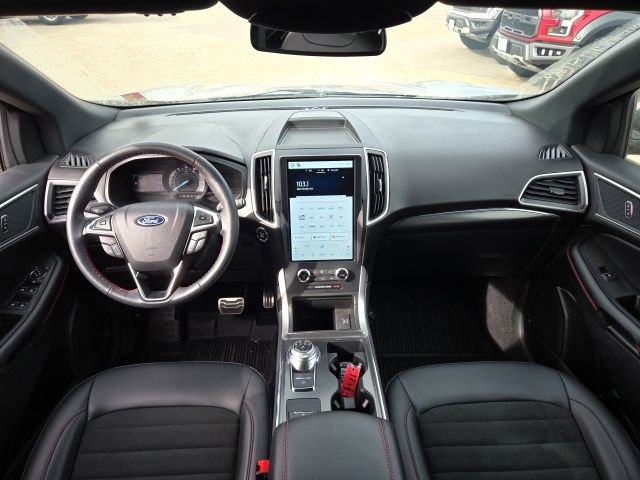 Used 2024 Ford Edge ST-Line image 14
