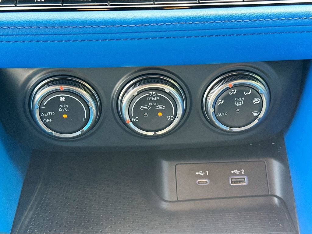 Used 2024 Nissan Z Performance w/ Floor Mat Package RWD image 12