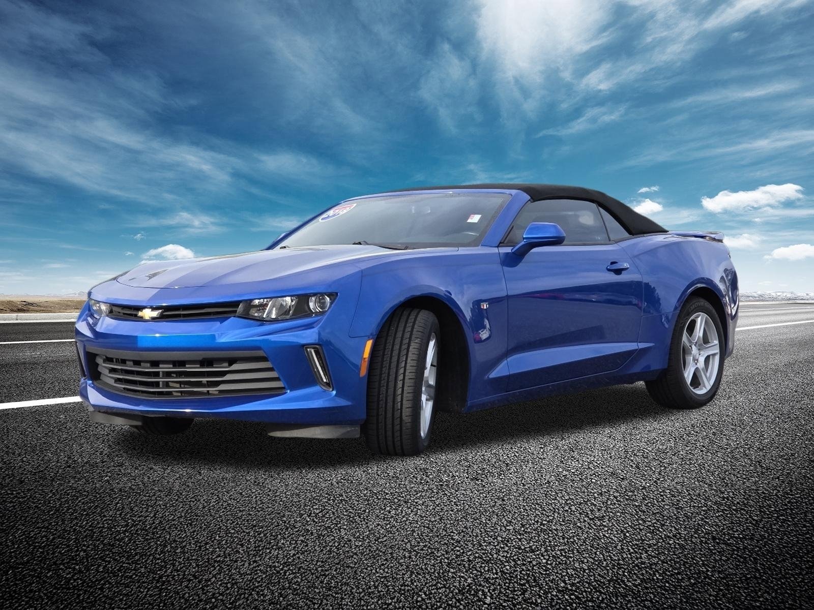 Used 2018 Chevrolet Camaro LT image 13