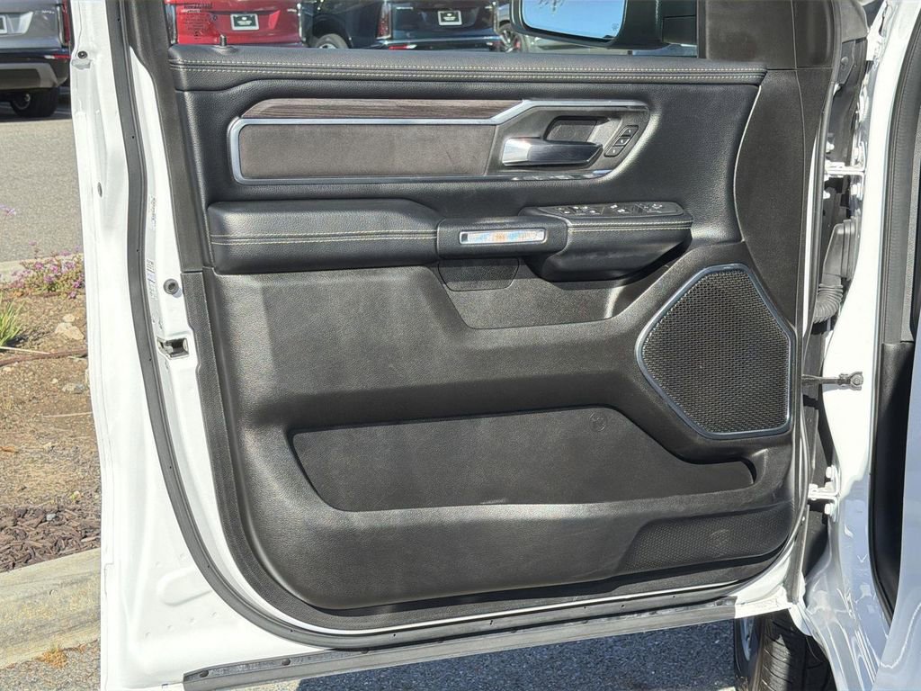Used 2025 RAM 1500 Laramie image 18