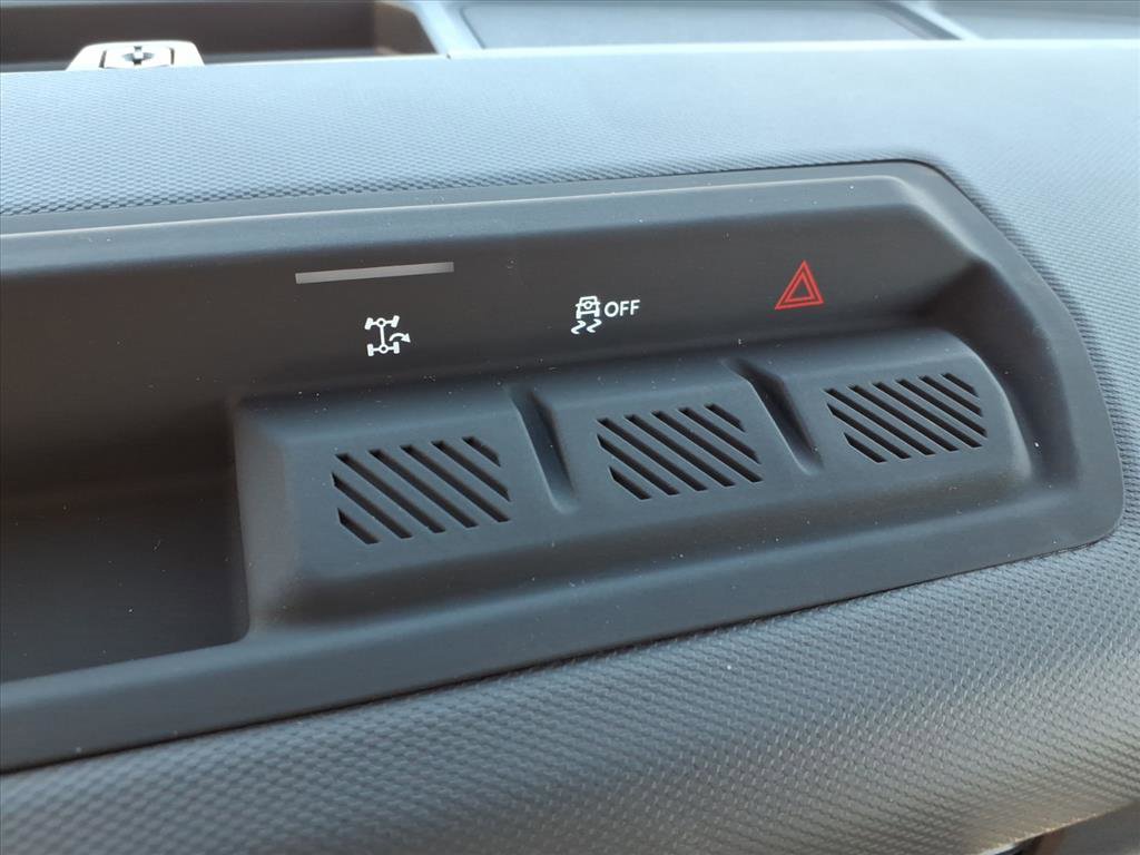 New 2025 Ford Bronco 4-Door image 7