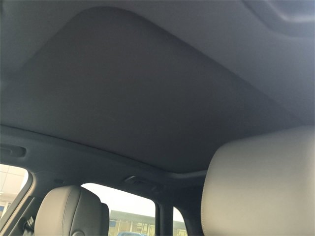 Used 2022 Audi Q3 2.0T Premium Plus w/ Premium Plus Package image 21