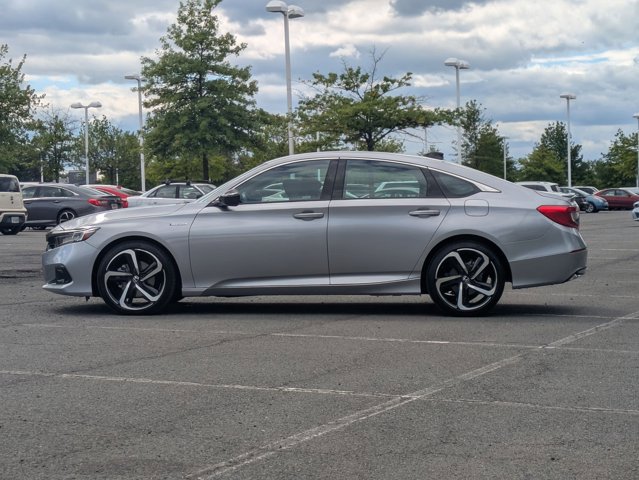 Used 2022 Honda Accord Sport image 9