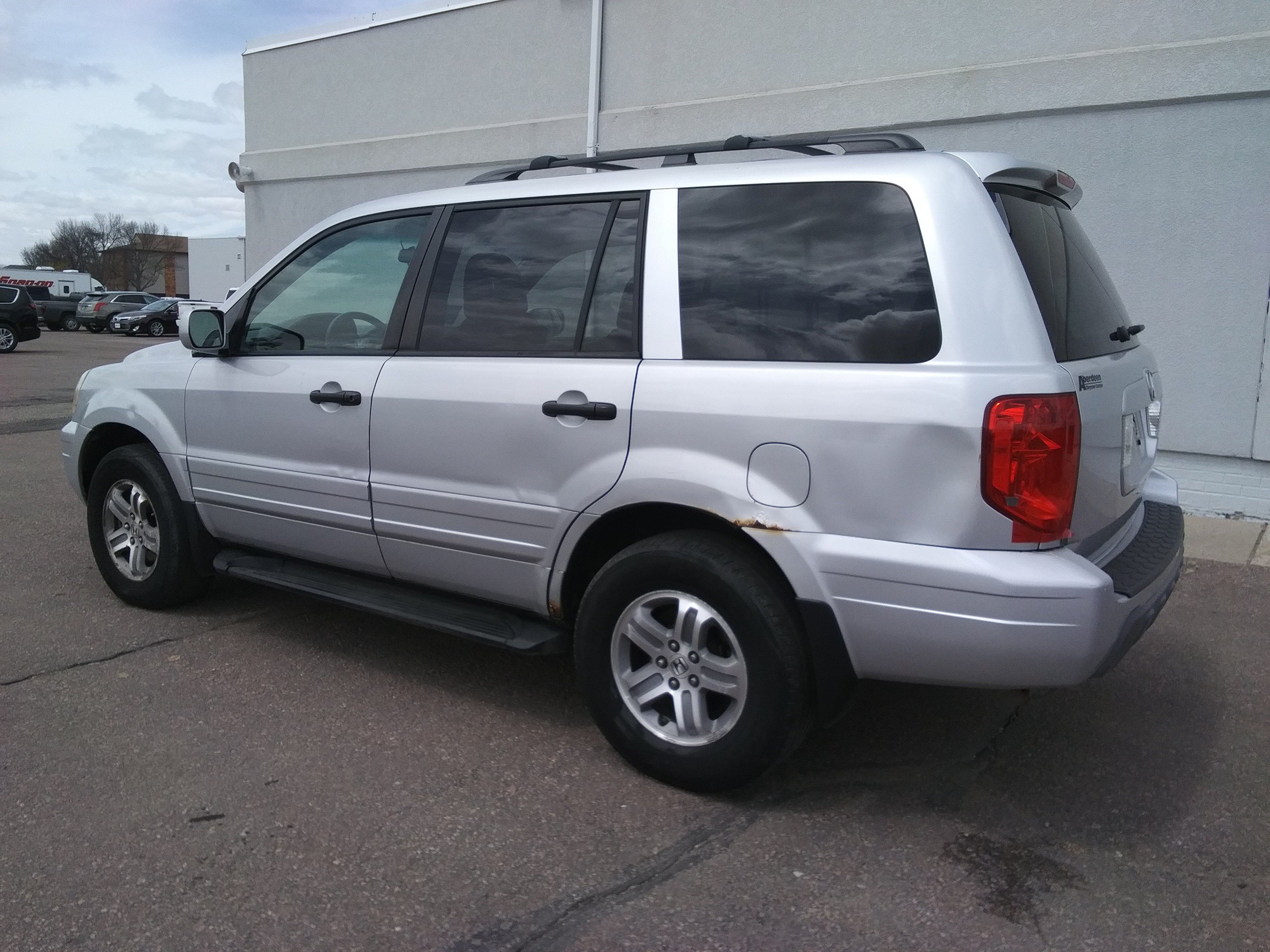 Used 2004 Honda Pilot EX image 7
