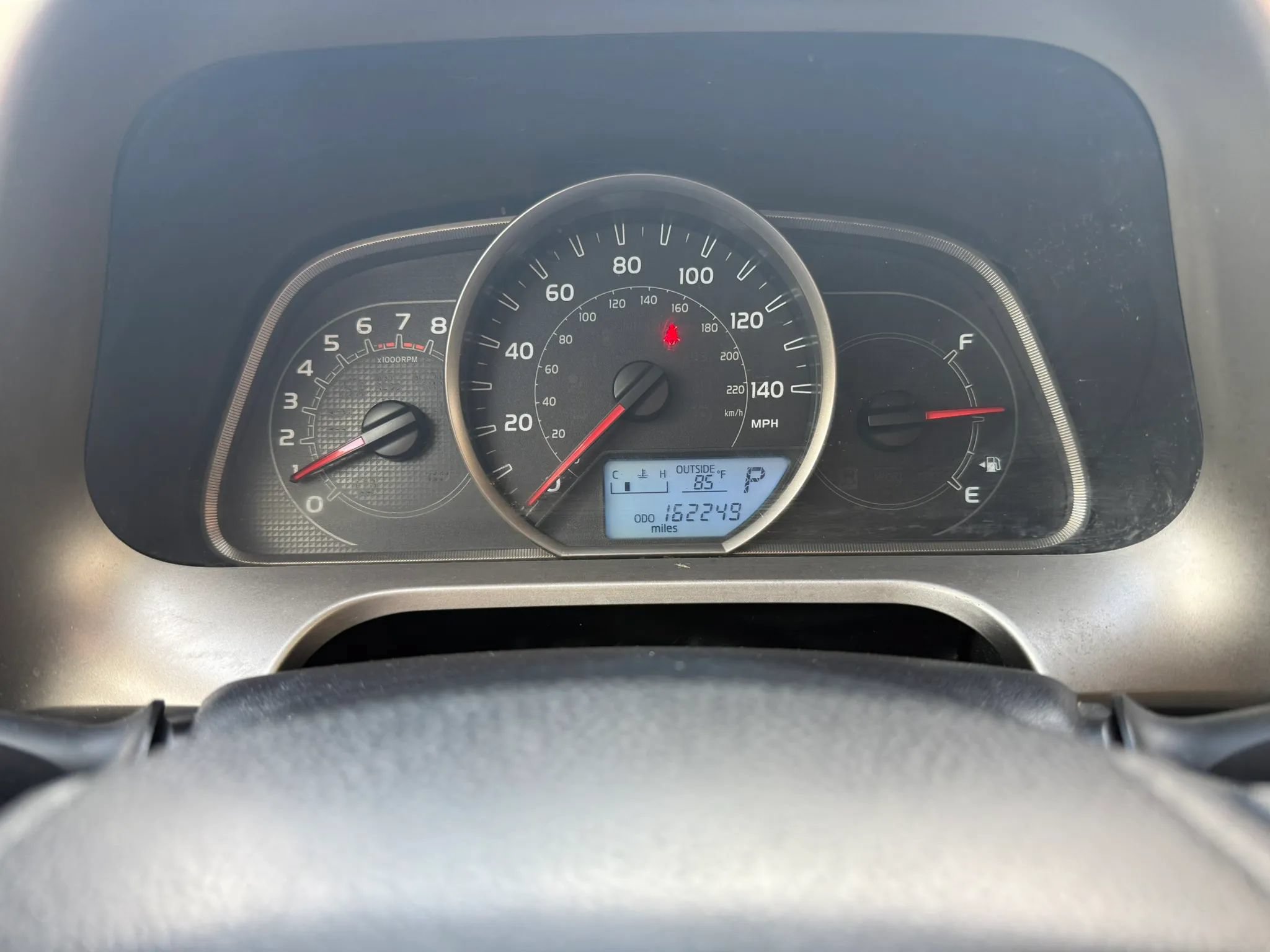 Used 2015 Toyota RAV4 LE AWD/4WD image 9