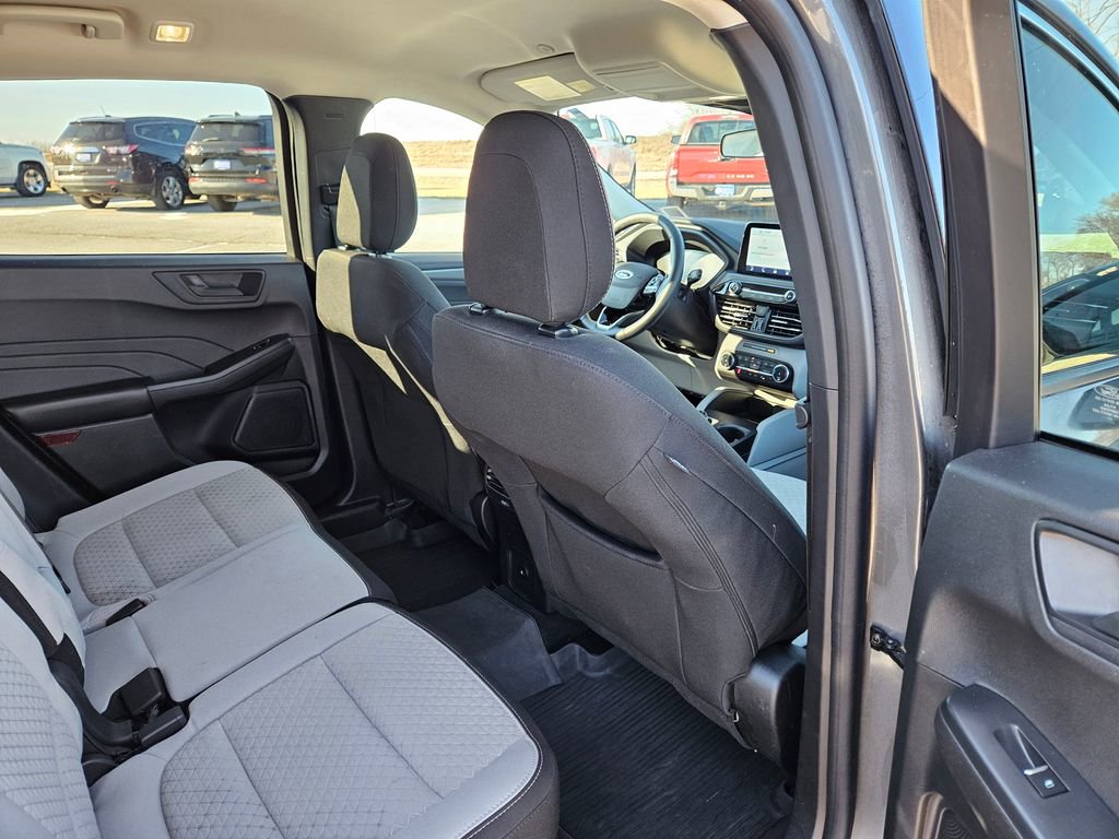 Used 2023 Ford Escape Active image 31