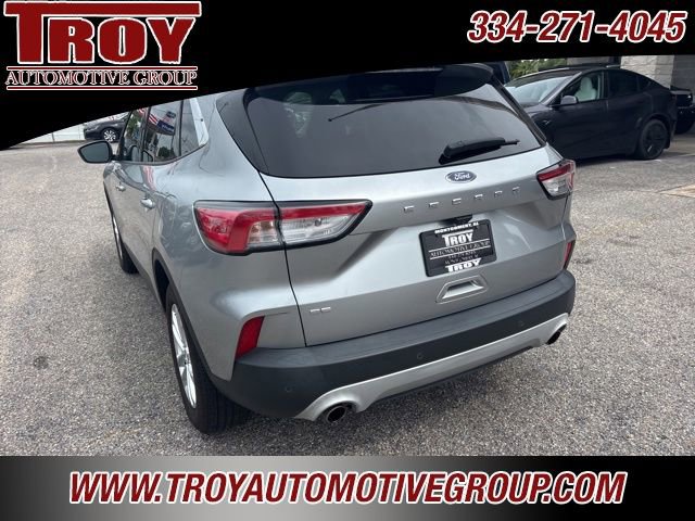 Used 2021 Ford Escape SE FWD image 14