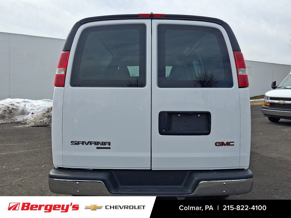 Certified 2016 GMC Savana 2500 image 6