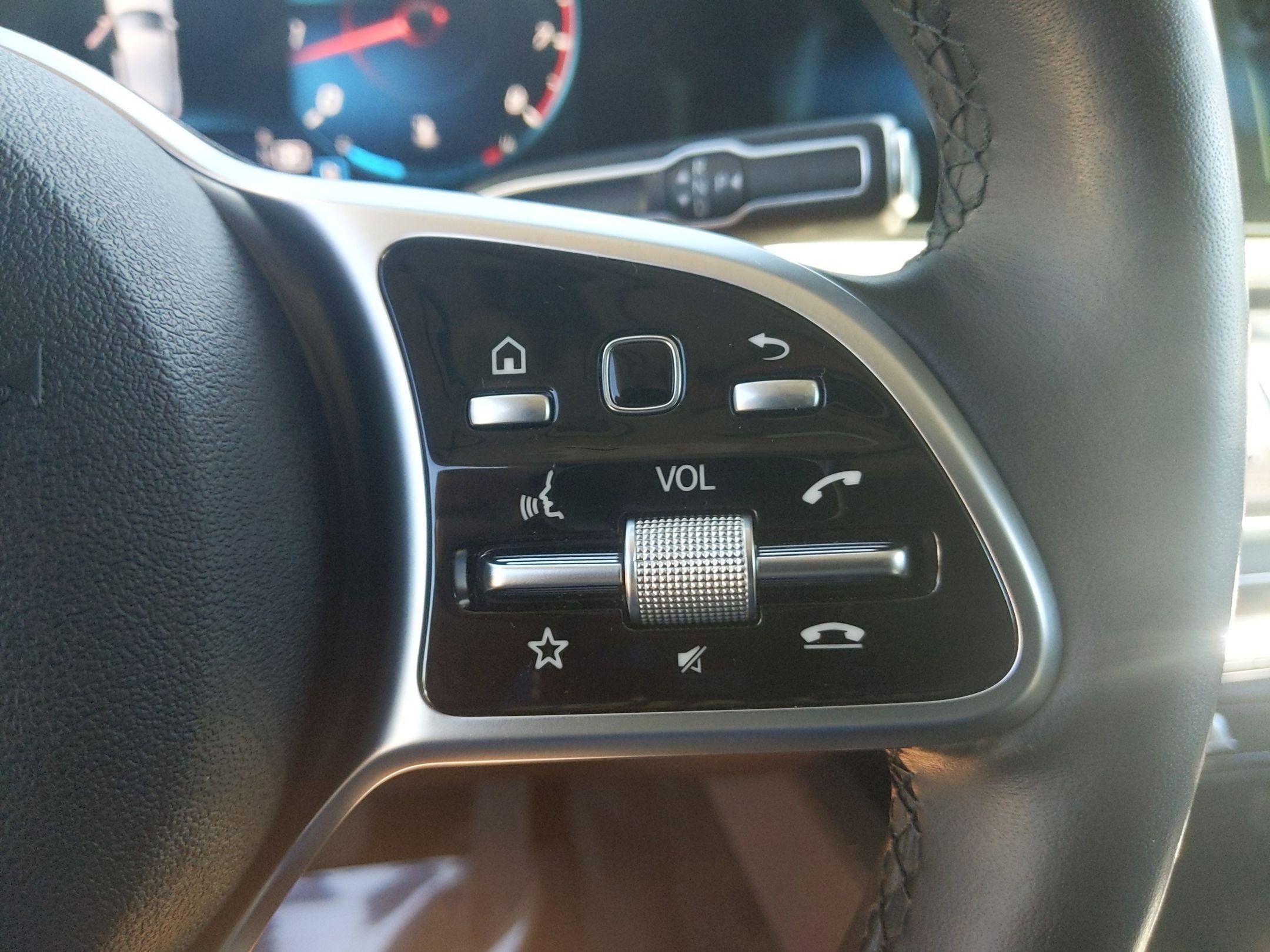 Certified 2022 Mercedes-Benz GLE 350 4MATIC image 17