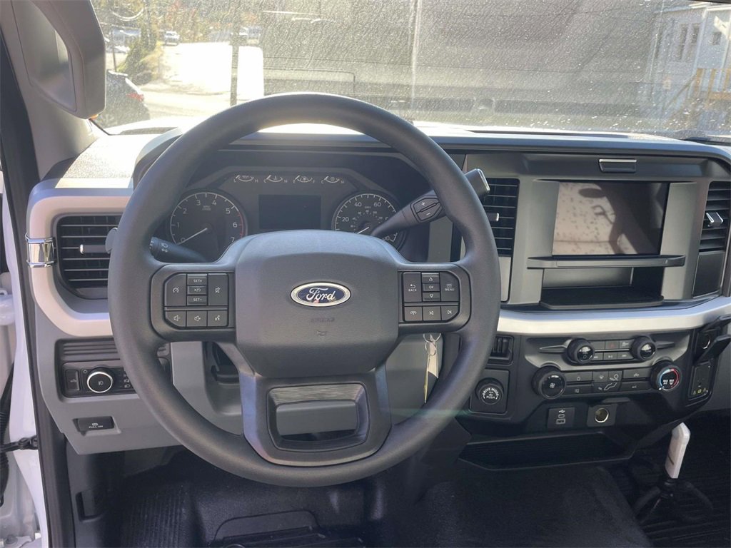 New 2026 Ford F250 XL image 2