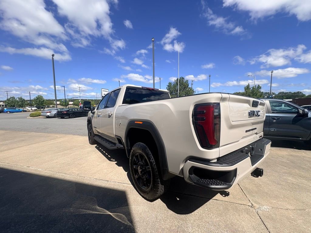 New 2026 GMC Sierra 2500 AT4 w/ LPO, Black Badging Package AWD/4WD image 7