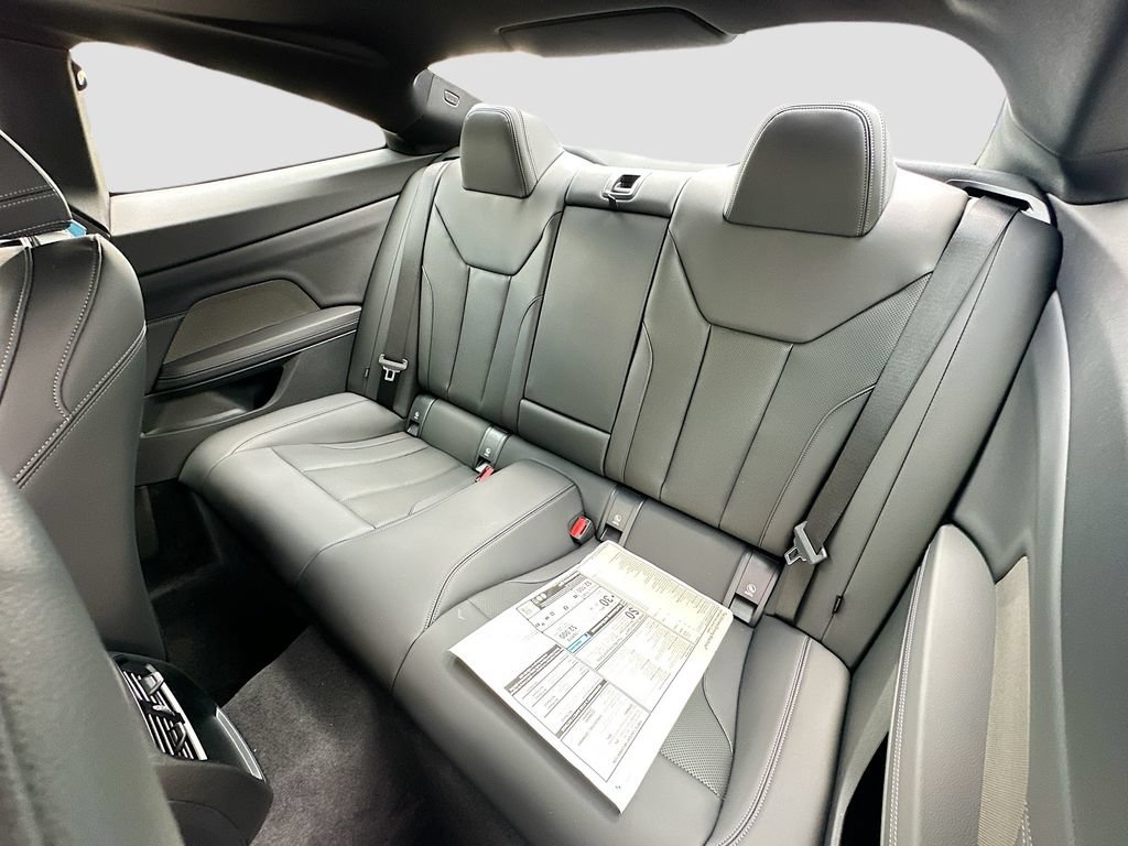 New 2026 BMW 430i xDrive Coupe w/ M Sport Package AWD/4WD image 22