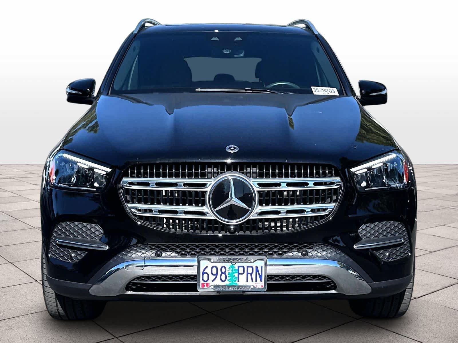 Used 2024 Mercedes-Benz GLE 450 4MATIC w/ Driver Assistance Package image 2