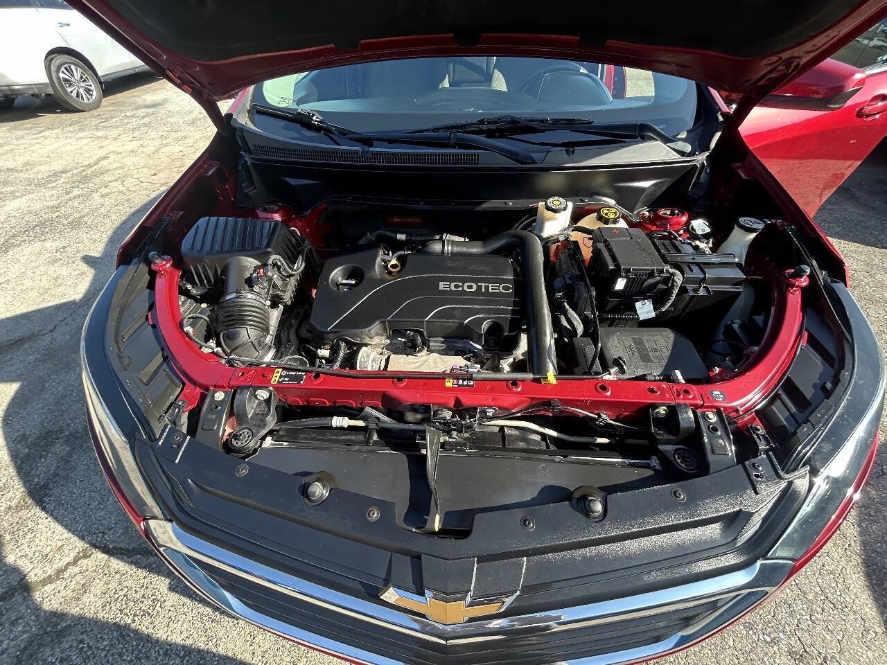 Used 2018 Chevrolet Equinox LT FWD image 15