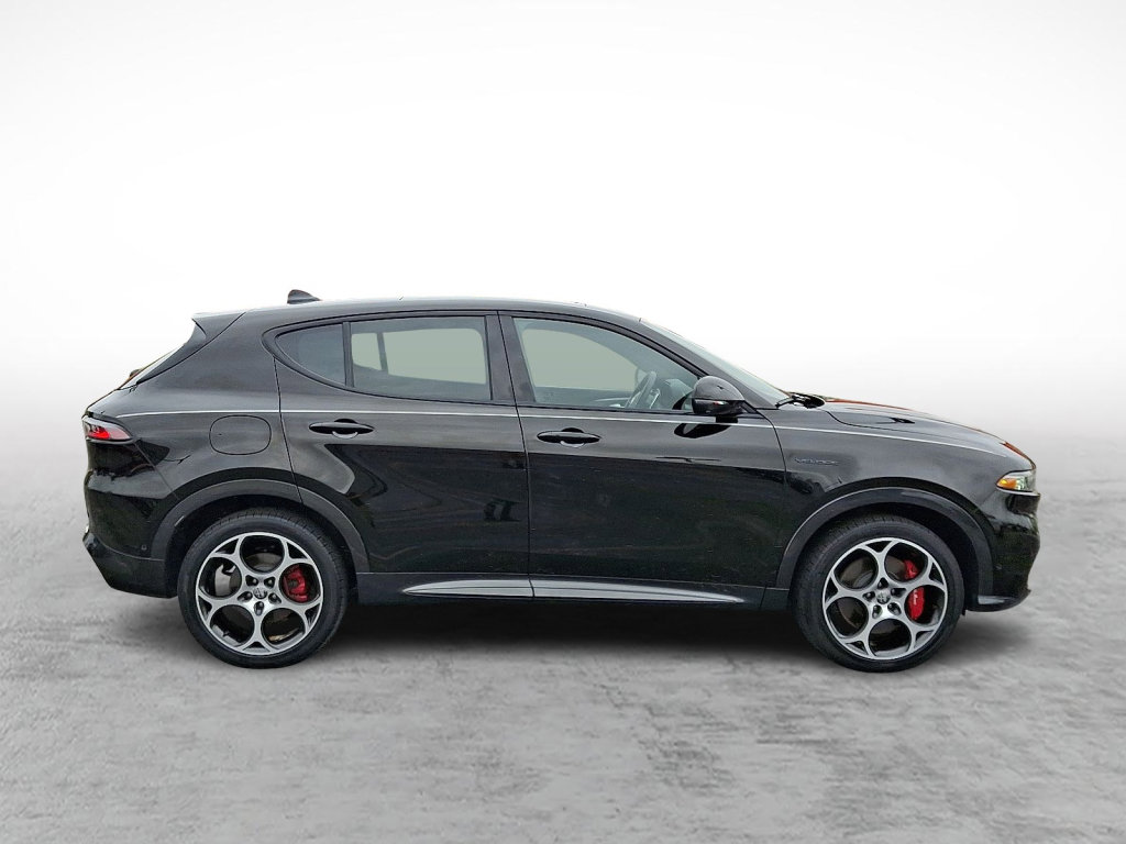 Used 2024 Alfa Romeo Tonale Veloce image 6