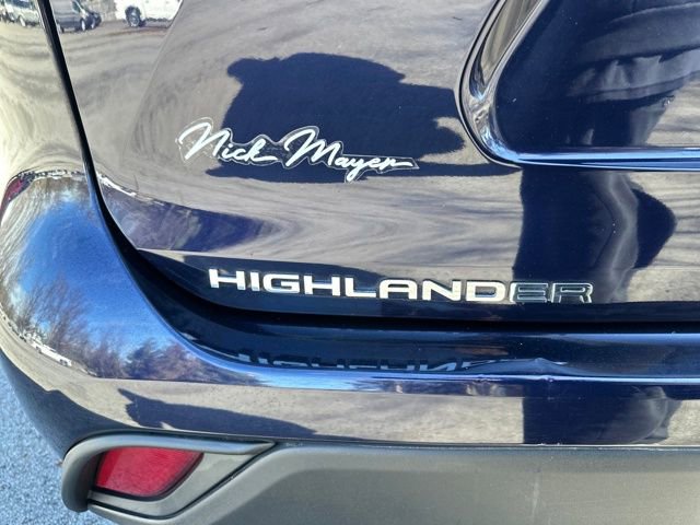 Used 2022 Toyota Highlander LE image 20