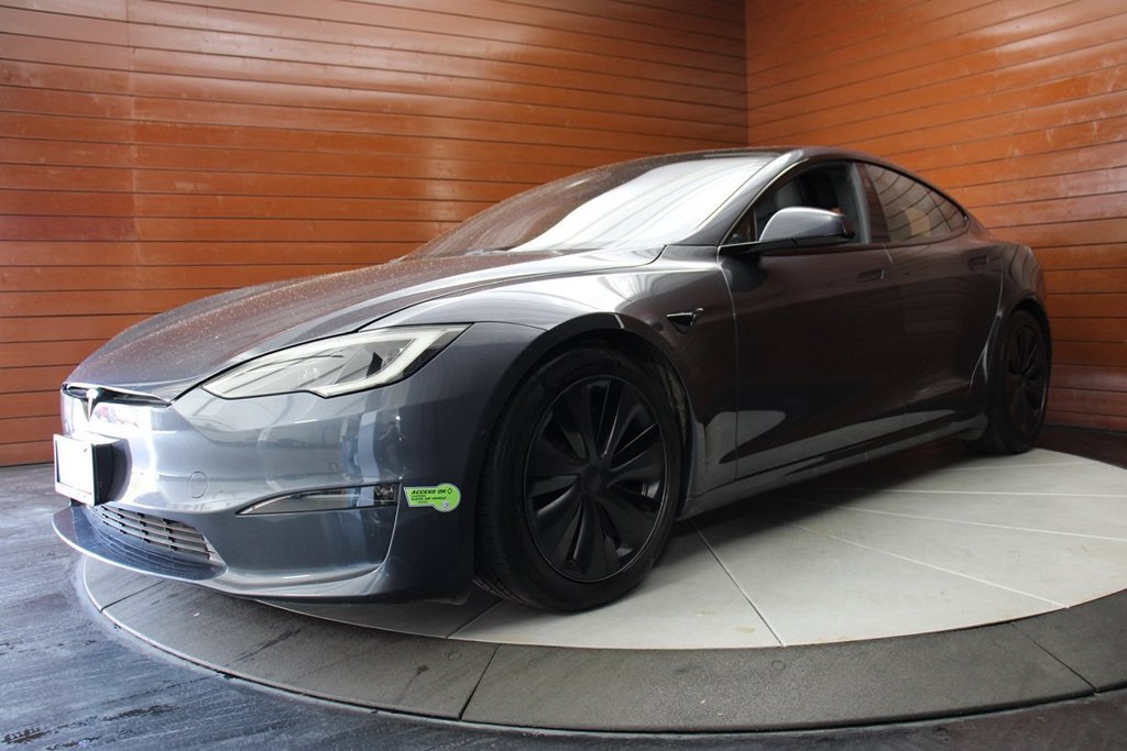 Used 2023 Tesla Model S AWD/4WD image 1