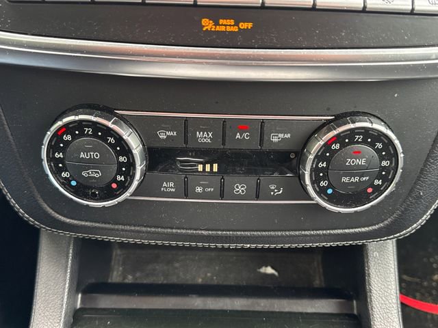 Used 2015 Mercedes-Benz GL 550 4MATIC image 32