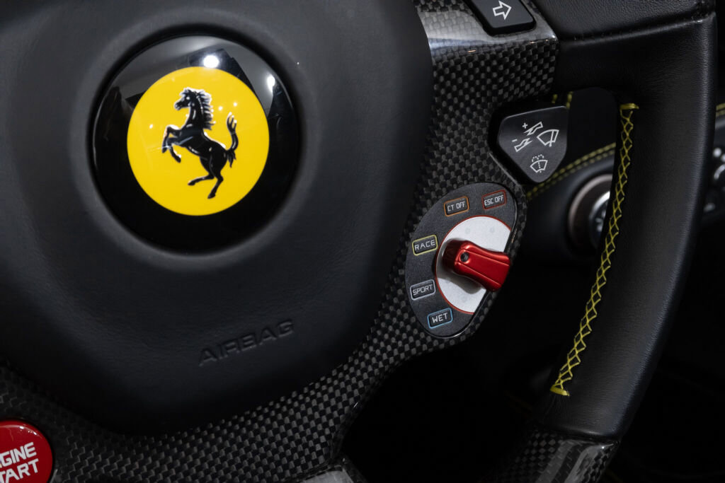 Used 2015 Ferrari 458 Spider RWD image 34