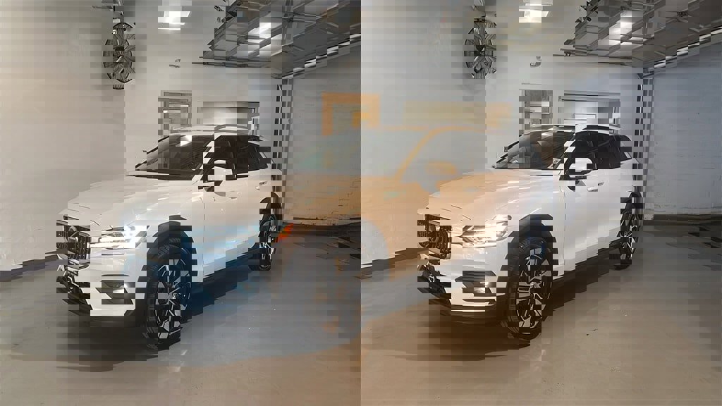 Certified 2024 Volvo V60 B5 Cross Country Plus