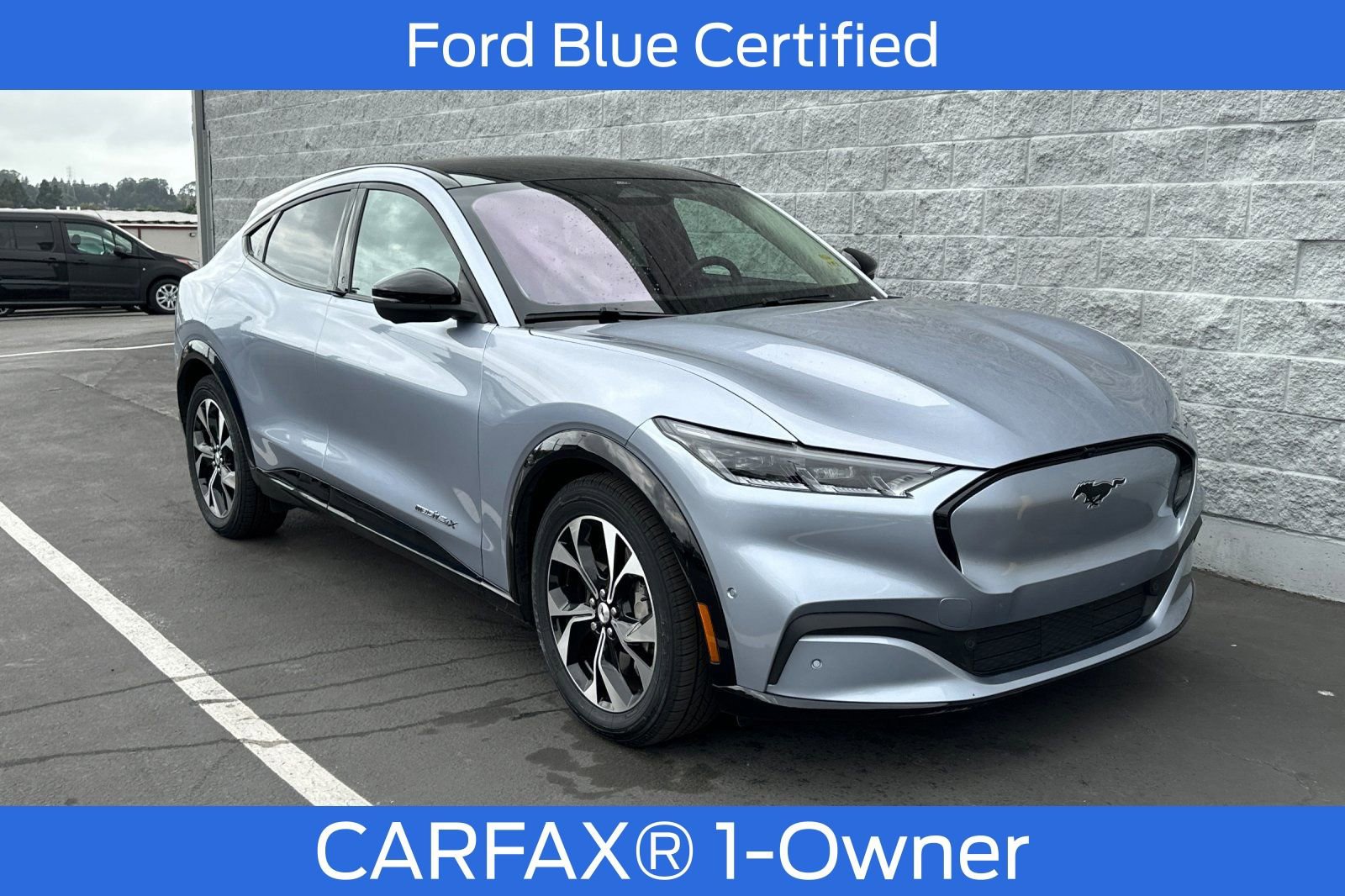 Used 2022 Ford Mustang Mach-E Premium image 2