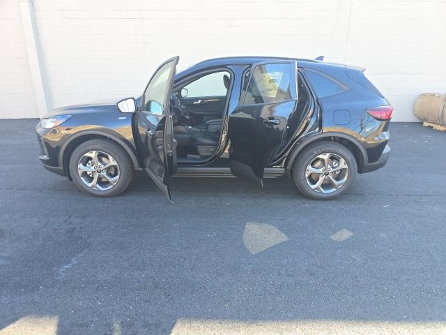 New 2026 Ford Escape ST-Line w/ Tech Pack #1 image 12