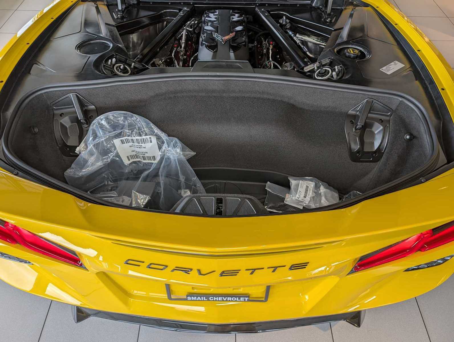 New 2027 Chevrolet Corvette Stingray Coupe w/ Z51 Performance Package RWD image 31