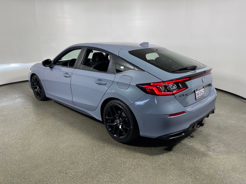 Used 2023 Honda Civic Sport image 5