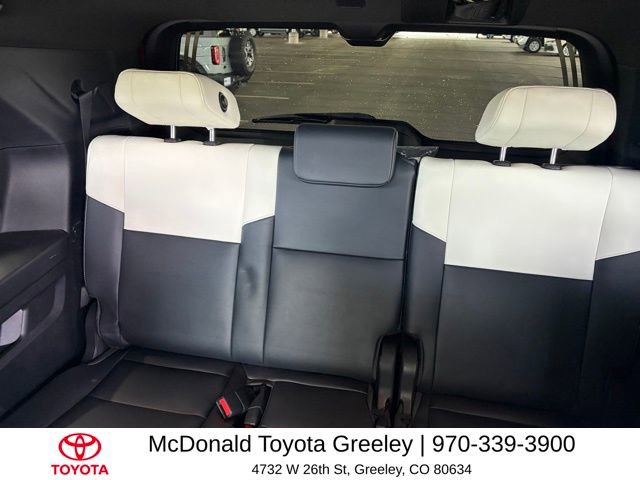 Used 2023 Toyota Sequoia Capstone AWD/4WD image 23