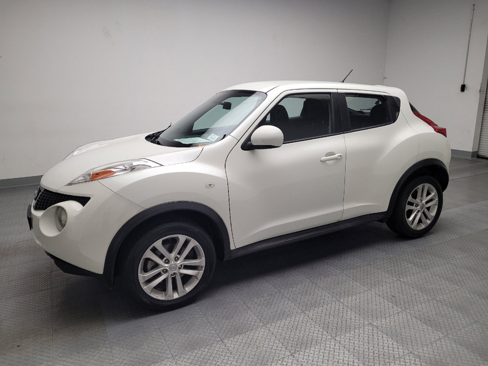 Used 2013 Nissan Juke S image 2
