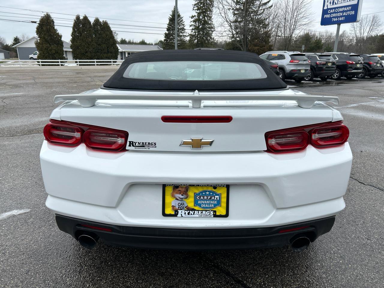 Used 2020 Chevrolet Camaro LT image 3