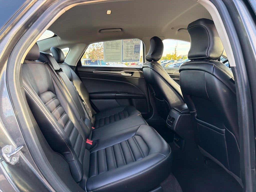 Used 2019 Ford Fusion SEL FWD image 15