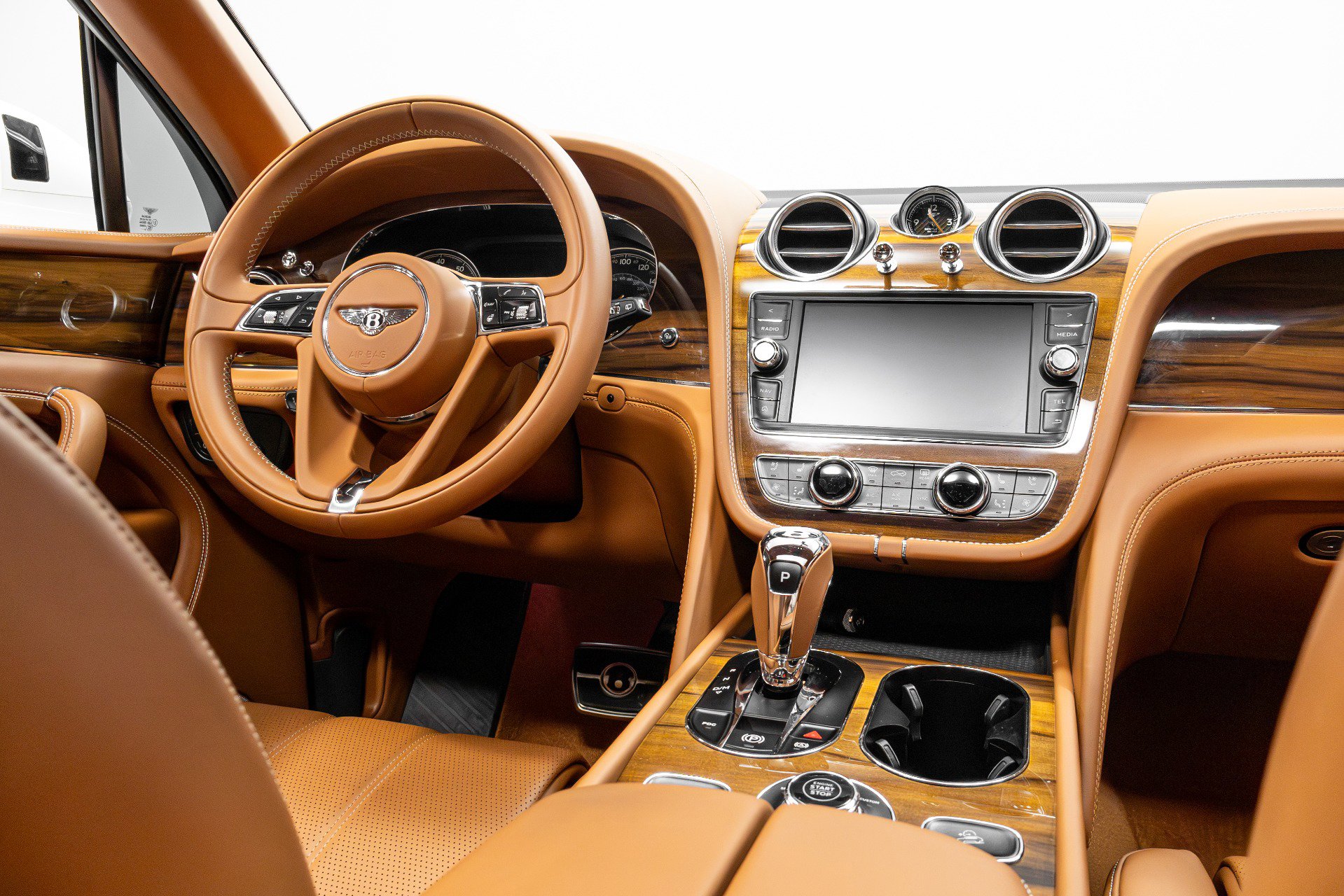 Used 2019 Bentley Bentayga image 27