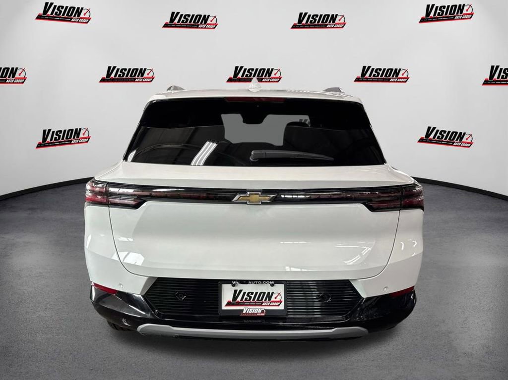 Used 2024 Chevrolet Equinox EV LT AWD/4WD image 6