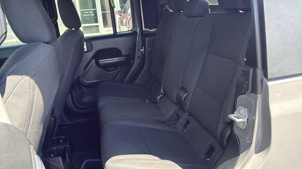 Used 2021 Jeep Gladiator Sport AWD/4WD image 10