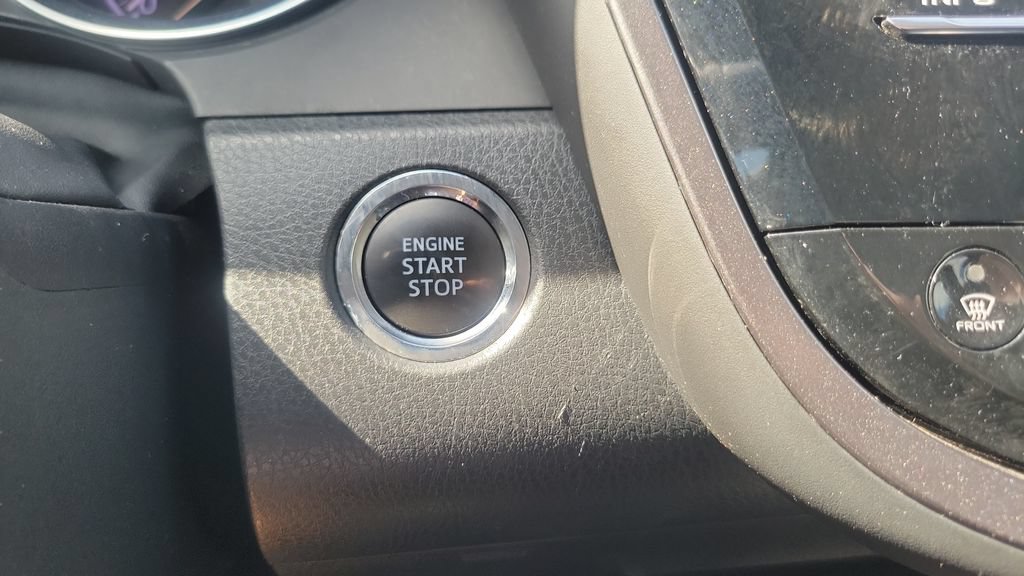 Used 2018 Toyota Camry XLE FWD image 24