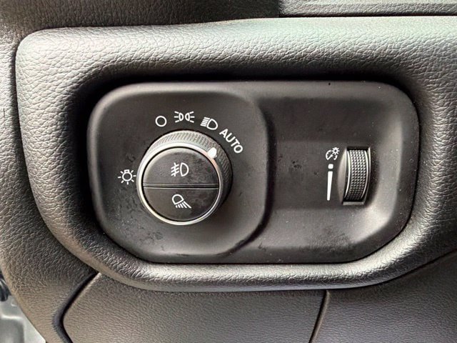 Certified 2026 RAM 2500 Big Horn AWD/4WD image 17