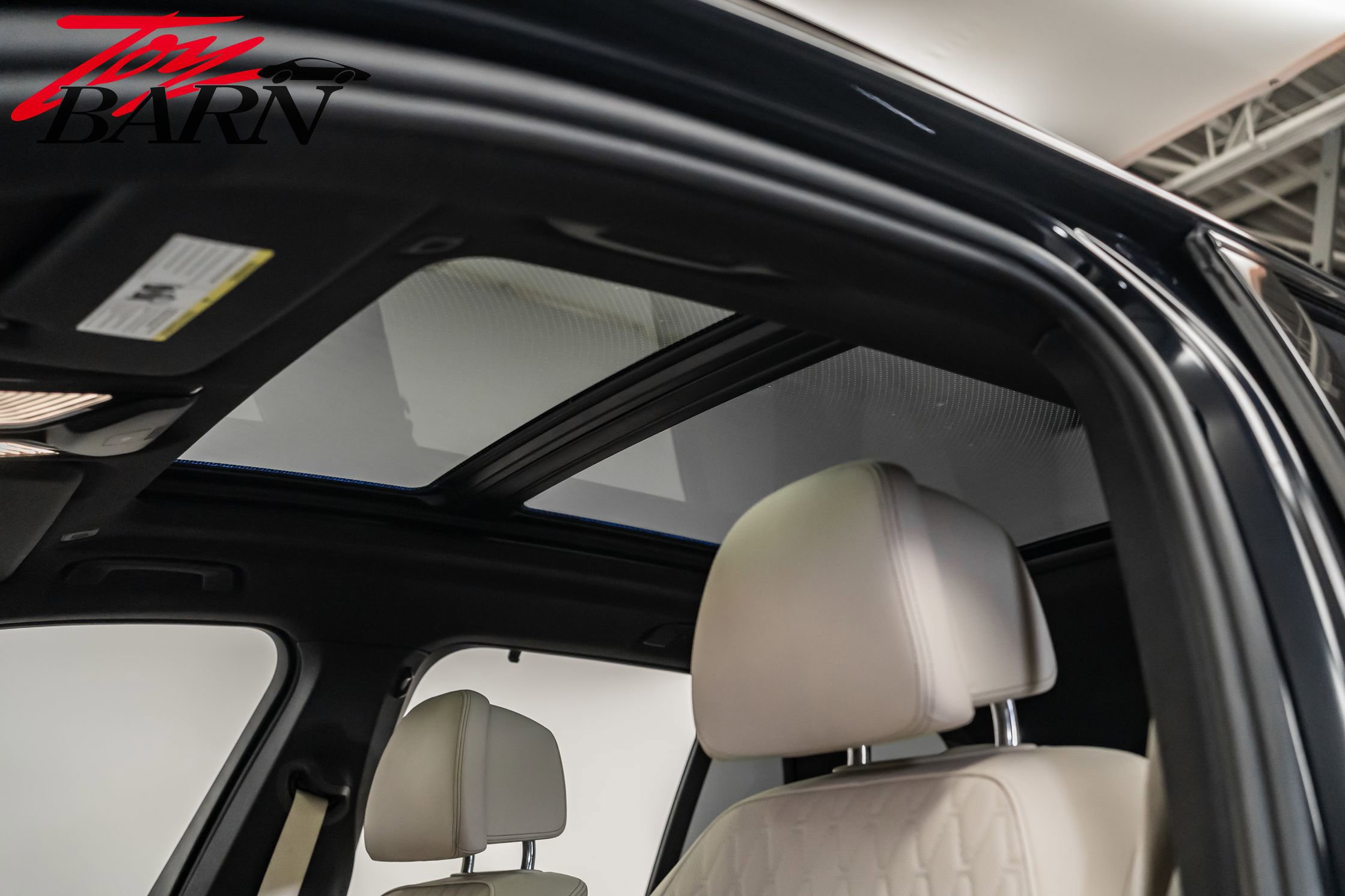 Used 2023 BMW X5 M50i w/ Executive Package image 26